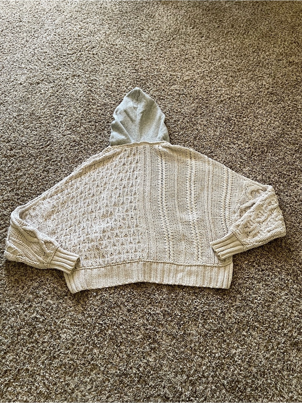 Free People Elan Tierra‎ Cable Knit Hoodie Sweater Cream Gray Size XS Oversized - Picture 7 of 16
